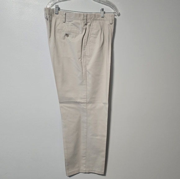 Dockers Signature Classic Fit Khaki Pants Size  40/30 - Picture 4 of 13